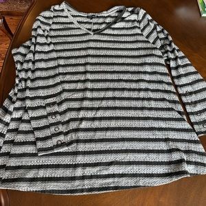 Lane‎ Byrant Long Sleeve Light Sweater Tunic, Gray Black White, Size 18/20